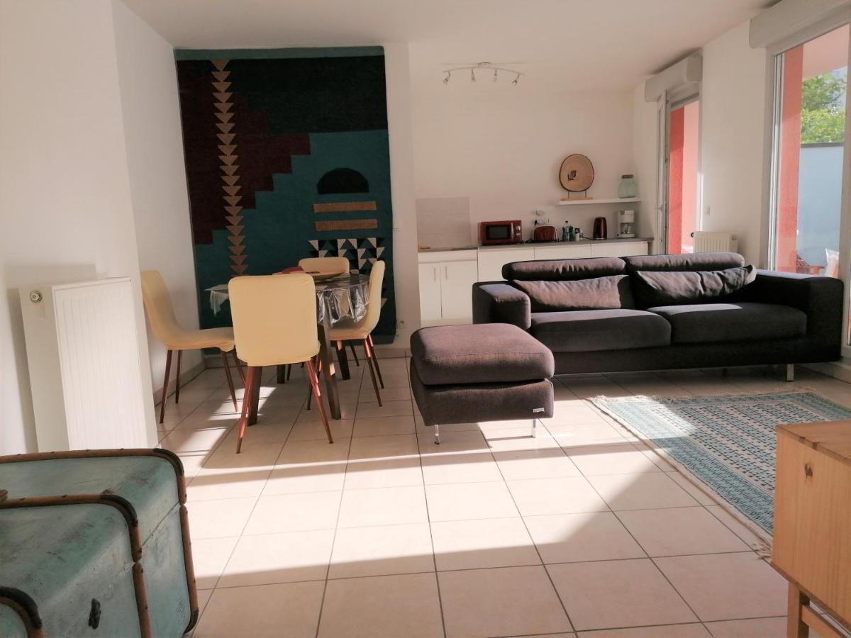 Апартаменты 52M2,Terrace&Garage,Near Part Dieu Station,Lyon Congress Center,Parc Teted'Or Вийёрбан Экстерьер фото